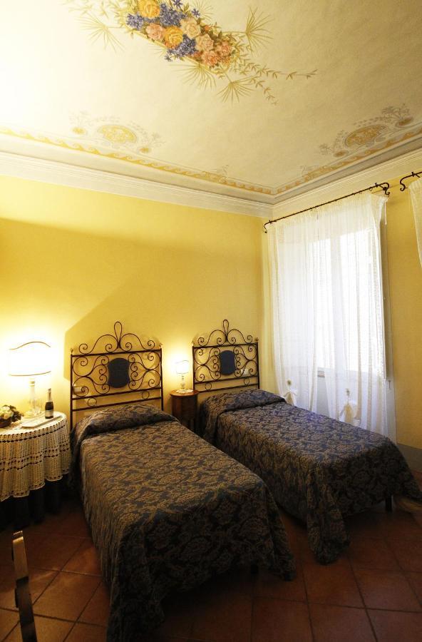 Bed and Breakfast Antica Residenza Cicogna Siena Exterior foto