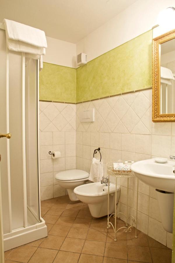 Bed and Breakfast Antica Residenza Cicogna Siena Exterior foto